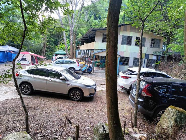 小烏來象山溫泉民宿