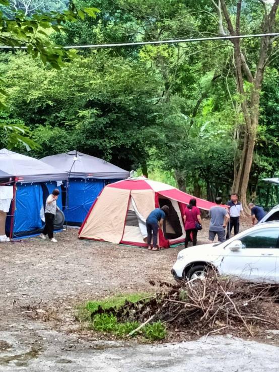 小烏來象山溫泉民宿